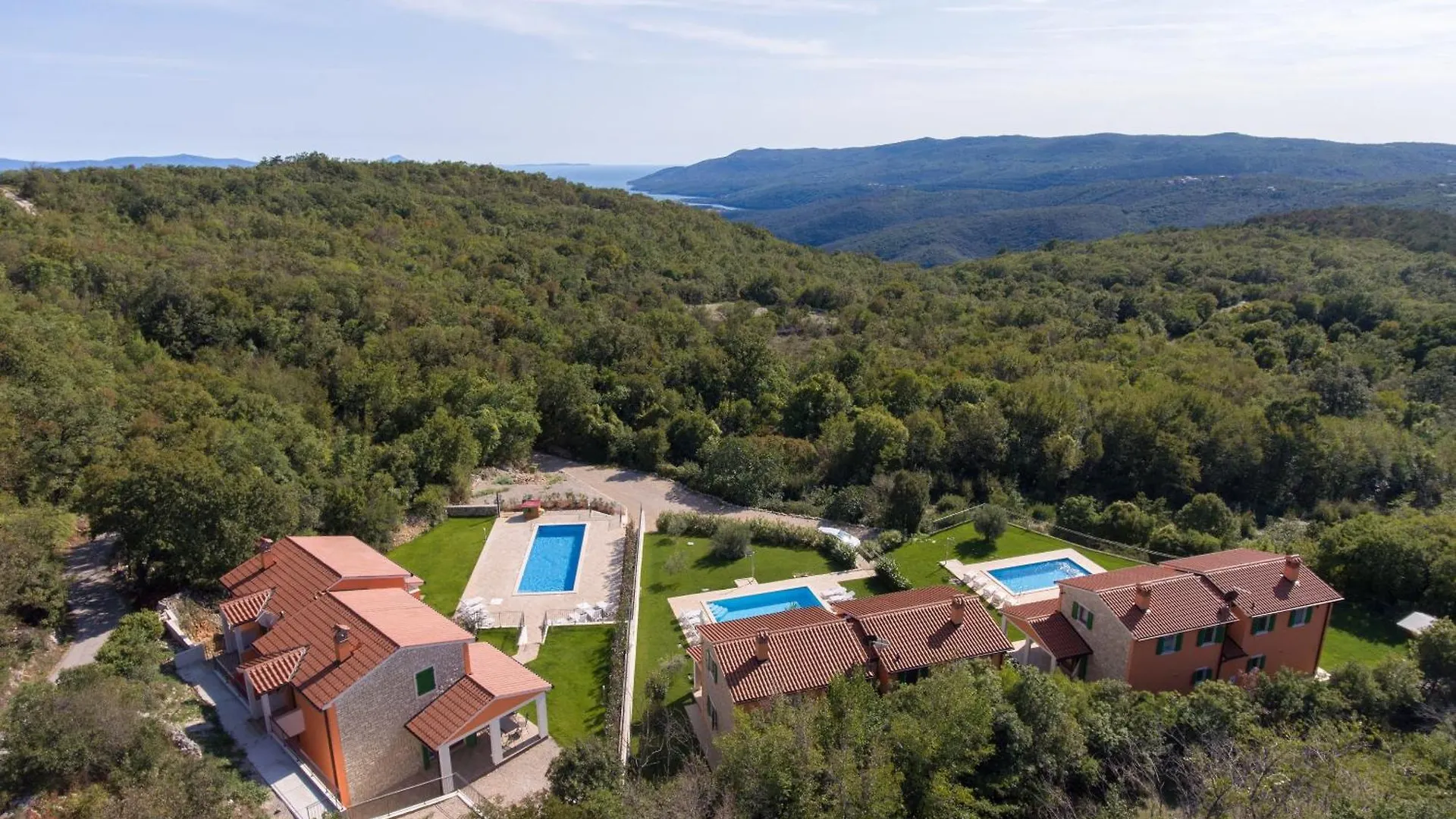 Spacious Apartment With View, Ripenda Kras, Shared Pool C 0*,  קרואטיה